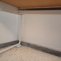 Scrivania IKEA bianca