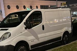 Furgone Renault  trafic 2010