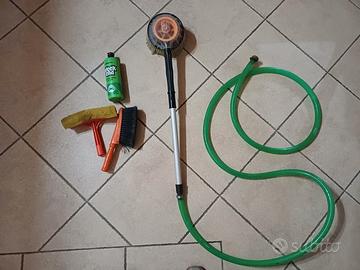 Kit per lavare l'auto