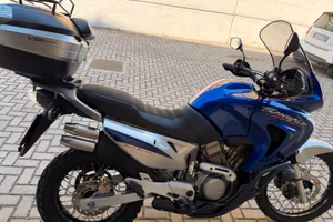 Honda transalp XL 650 2005
