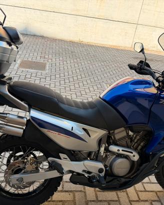 Honda transalp XL 650 2005
