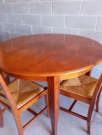 arredamento tavolo e 4 sedie