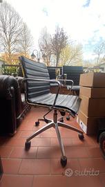 Sedia Ufficio/Parrucchiere in eco pellecon rotelle