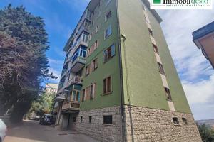 Appartamento di 115 m² con più di 5 locali a Poten