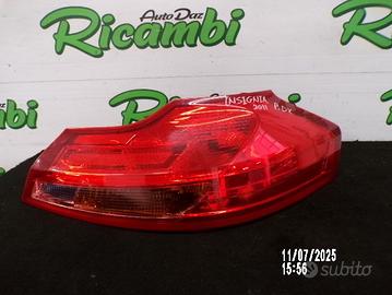 FANALINO POSTERIORE DESTRO INSIGNIA ANNO 2011