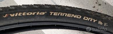 Pneumatici bici  gravel Vittoria Terreno Dry