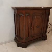 mobile specchio e attaccapanni 