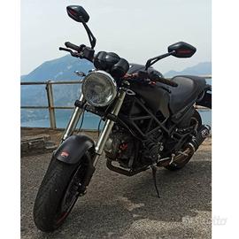 ducati monster 695