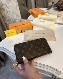Portafoglio donna lv