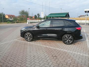 Ford kuga phev 