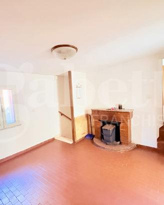 Appartamento Montelanico [Cod. rif 3325424VRG]