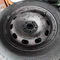 cerchione e gomma 95/65 R15