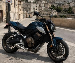 HONDA CB 650 R 7300km