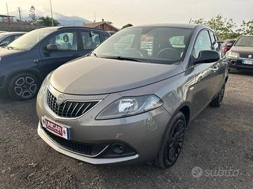 Lancia Ypsilon III 1.0 firefly hybrid Gold s&s