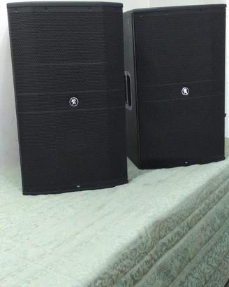 Mackie DRM212