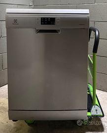 Lavastoviglie Electrolux ESF5534LOX