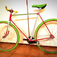 Bicicletta Olimpia scatto fisso 