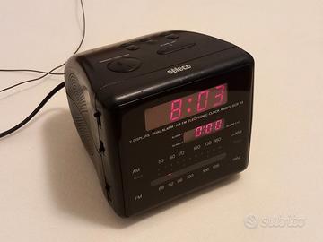 Radiosveglia design Seleco SCR 93
