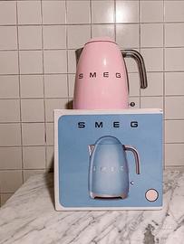 SMEG • bollitore rosa