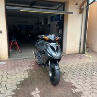 Yamaha aerox 50