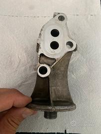 SUPPORTO PORTA FILTRO OLIO TOYOTA/CITROEN /PEUGEOT