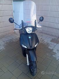 Moto liberty S