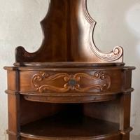 Angoliera in legno di noce