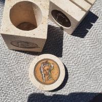 set in marmo Ernesto Trecani volto in bronzo, port