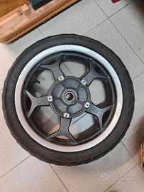 Cerchio ruota posteriore Piaggio Mp3 2014 LT
