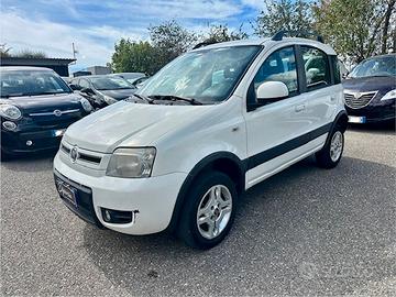 Fiat Panda 1.3 MJT 4X4 Climbing