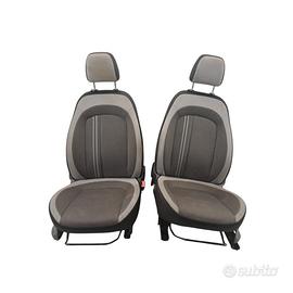 Coppia di sedili anteriori Fiat Punto 1.3 D 2013