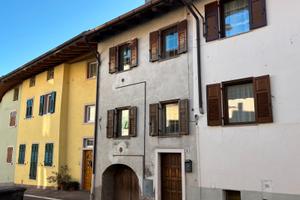 Casa con 2 appartamenti - Ville di Giovo