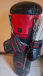 Sacco boxe con gancio+2 paia di guanti+staffa