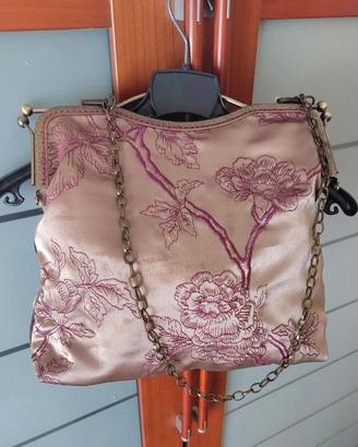 Borsa Vintage con Ricami