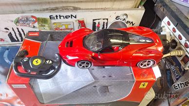 Ferrari La Ferrari telecomandata Rastar
