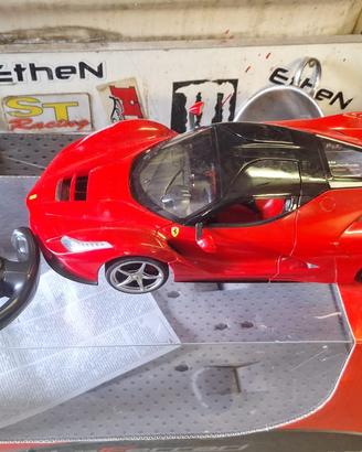Ferrari La Ferrari telecomandata Rastar