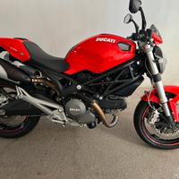 Ducati Monster 696+