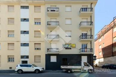 4 LOCALI A GRUGLIASCO