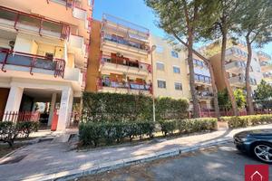 Quadrilocale ristr. + box auto Via Dante Alighieri