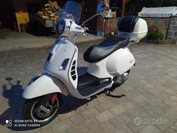 vespa gts 300
