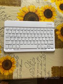 Testiera per: pc, tablet, telefono ecc