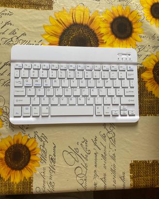 Testiera per: pc, tablet, telefono ecc