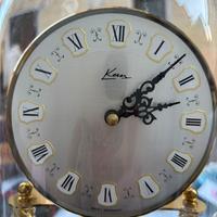 Orologio da tavolo kern con cupola in vetro