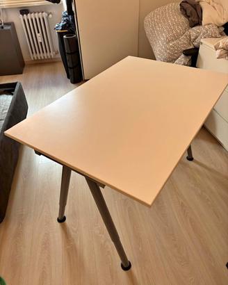 Scrivania Galant ikea