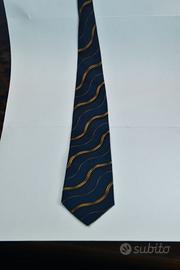 cravatta per la festa del papa