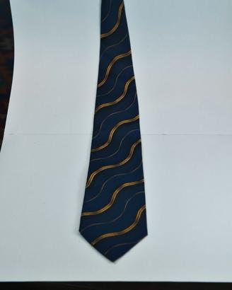 cravatta per la festa del papa