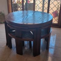 Tavolo in teak allungabile, con 4 sedie a scompars