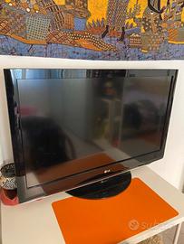 TV 42 pollici LG