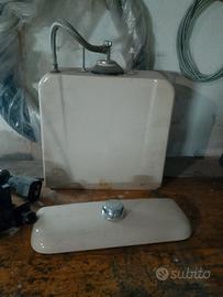 Caserta in ceramica per wc
