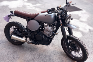 Moto Scrambler Honda 650. Certificato d'epoca